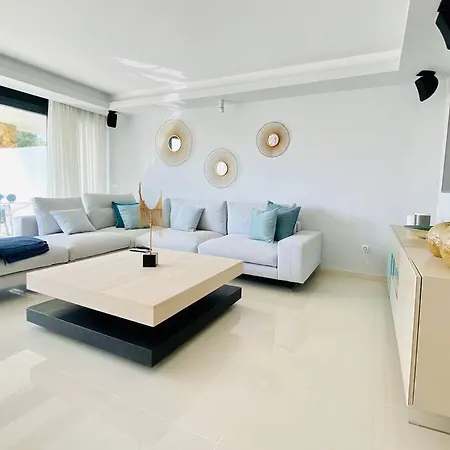 Puente Luxury Holiday home *